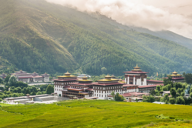 tashichho dzong in thimphu