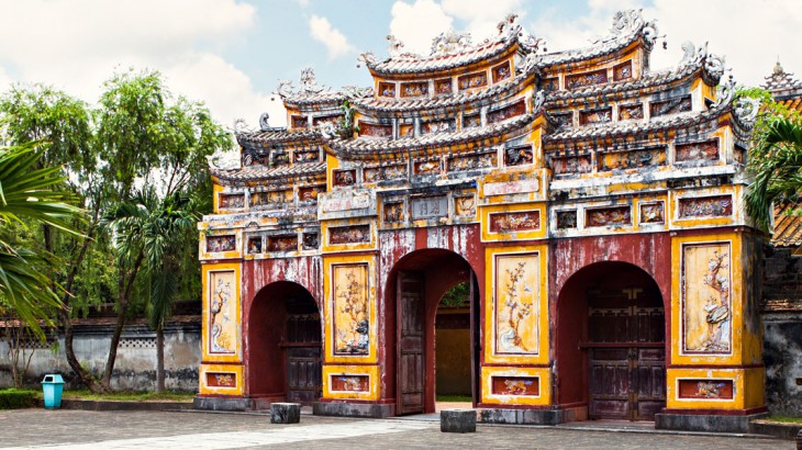 tombs and temples of vietnam