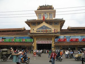 Binh Tay Market