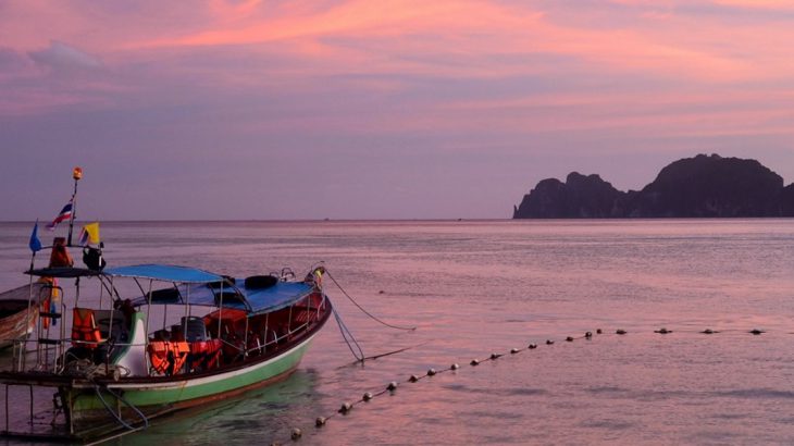 boats at sunset on Halong Bay