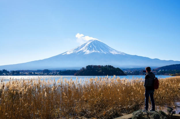 Traveller looking over to Mt Fuji.