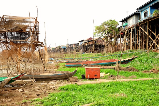 Kampong Khleang fishing village