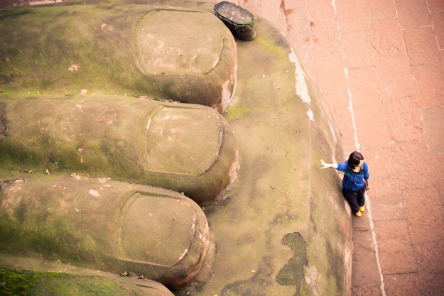 Visiting the Leshan Buddha on holiday to China