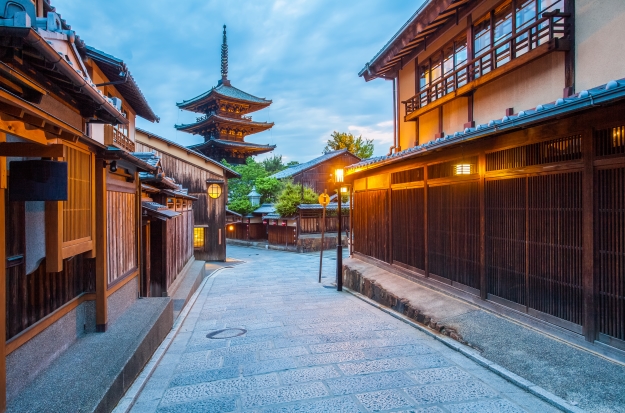 An atmospheric alleyway in Kyoto old town