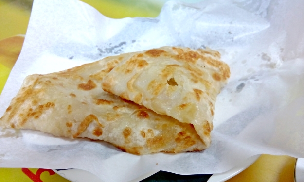 A freshy made paratha, ready to eat