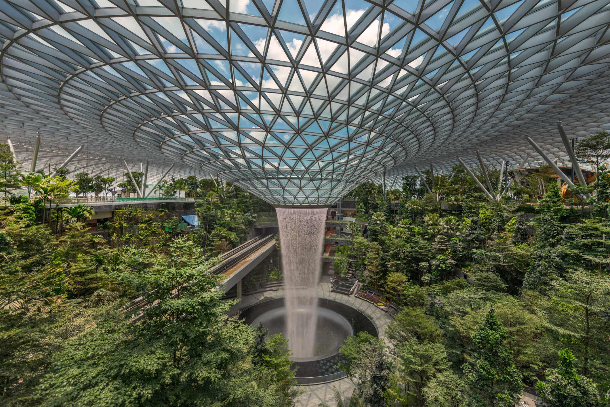Top 10 Things to Do at Singapore’s Changi Airport