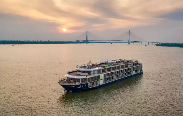 DAY 5: BOARD THE VICTORIA MEKONG