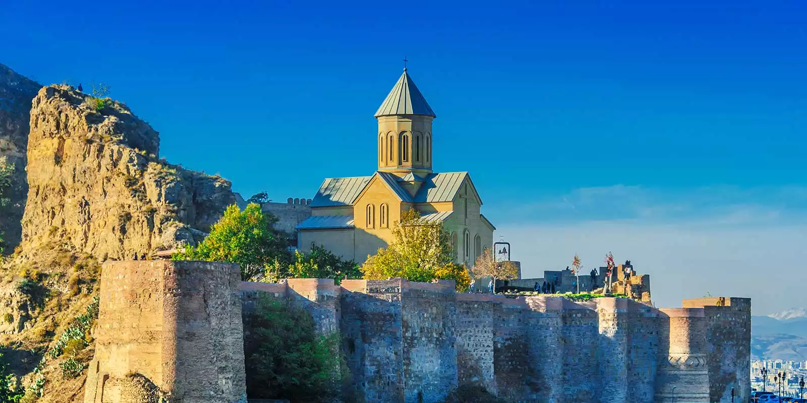 A Complete Guide to Visiting Narikala Fortress in Tbilisi