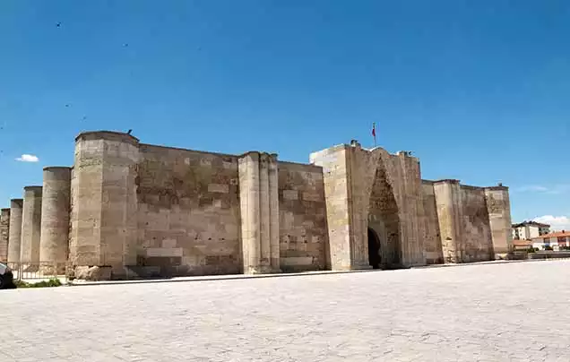 DAY 11: Sultanhani Caravanserai