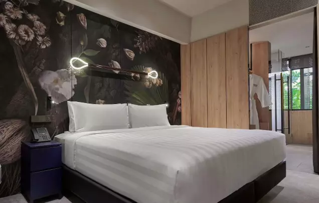 Parkroyal Collection