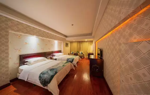 Phoenix International Hotel