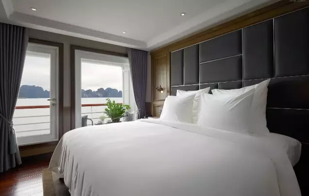 Paradise Grand Cruise