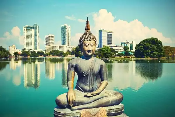 Day 1-2: Arrive Colombo