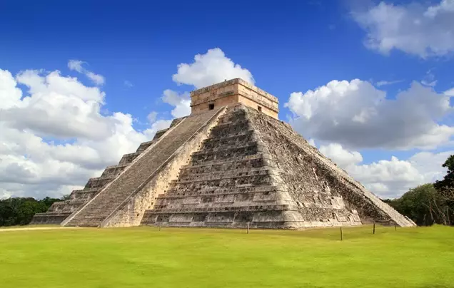Day 21: Discover Chichén Itzá