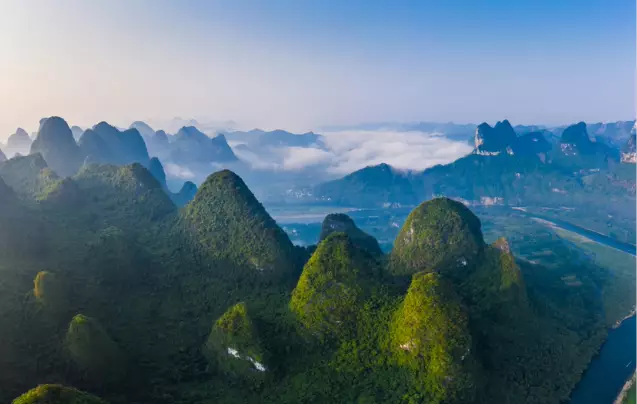 Day 11: Bullet Train to Guilin