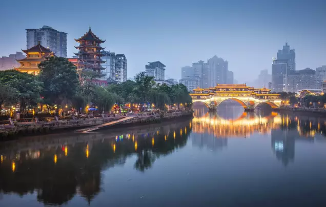 Day 16: Train to Chengdu