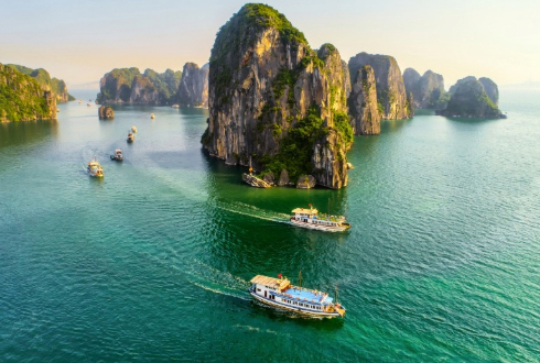 Vietnam at a Glance & Mui Ne Beach