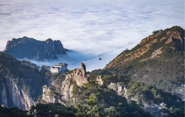 Day 3: Sunrise Viewing & Tunxi Ancient Town