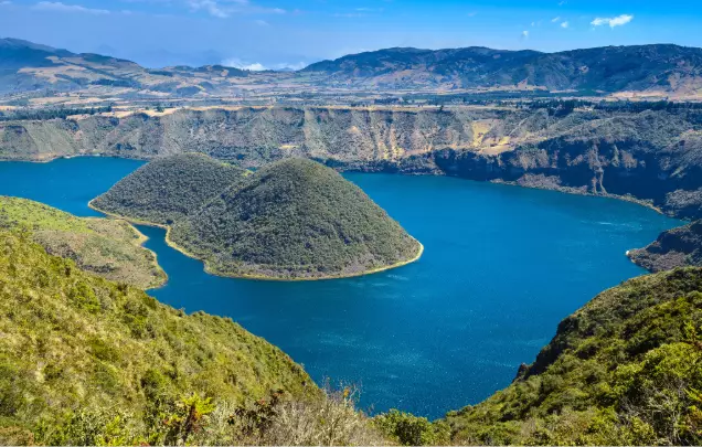 Day 4: Otavalo (Cuicocha Lake & Cotacachi town)
