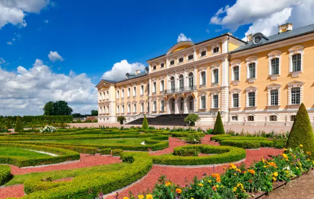 Day 6: Rundāle Palace