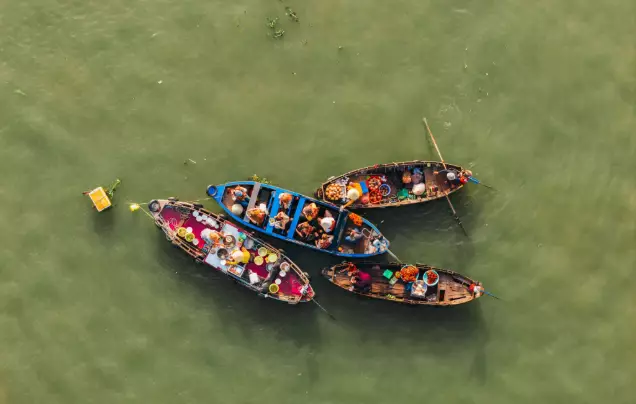 Day 5 Explore Floating Markets